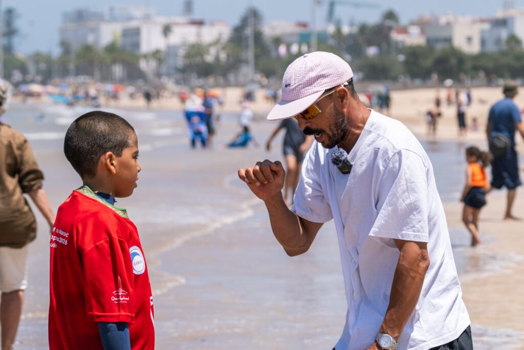 soulymane and Majid preparing for heat at kitesurf competition at Essaouira beach in Morocco for association jeune essaouira sports nautique